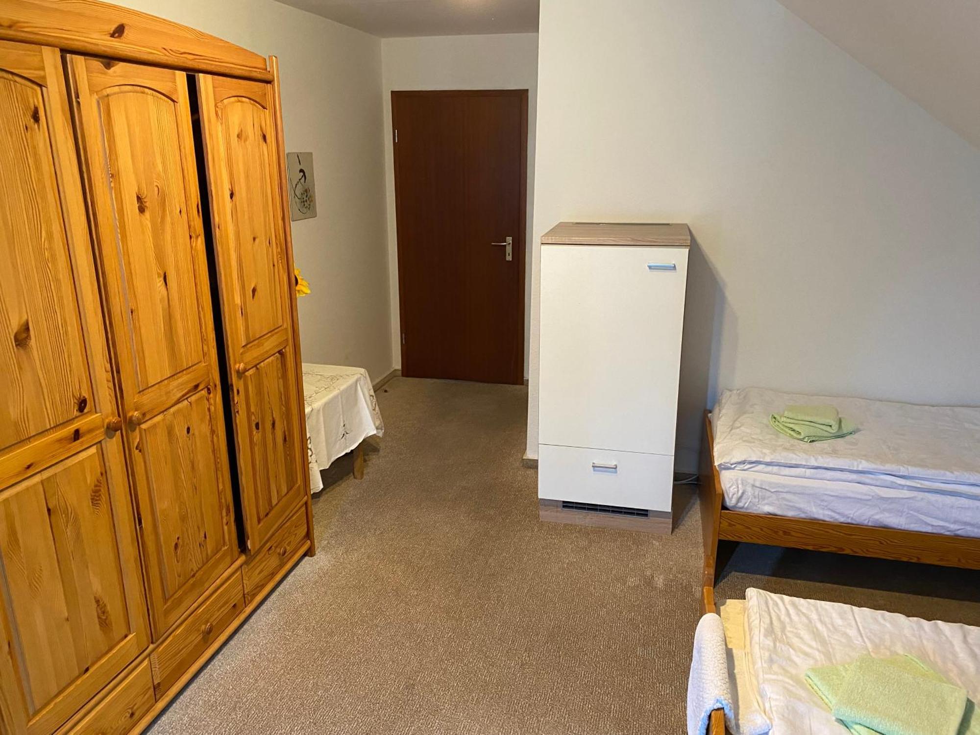 Apartment 3 *